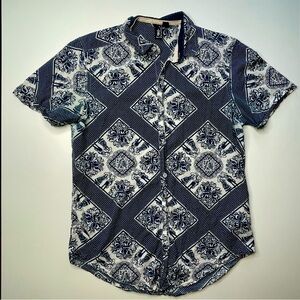 Wildfang ranchero design size small